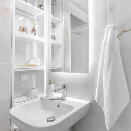 House 別荘 クルータ